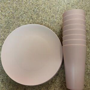 Set of Pink Dinnerware